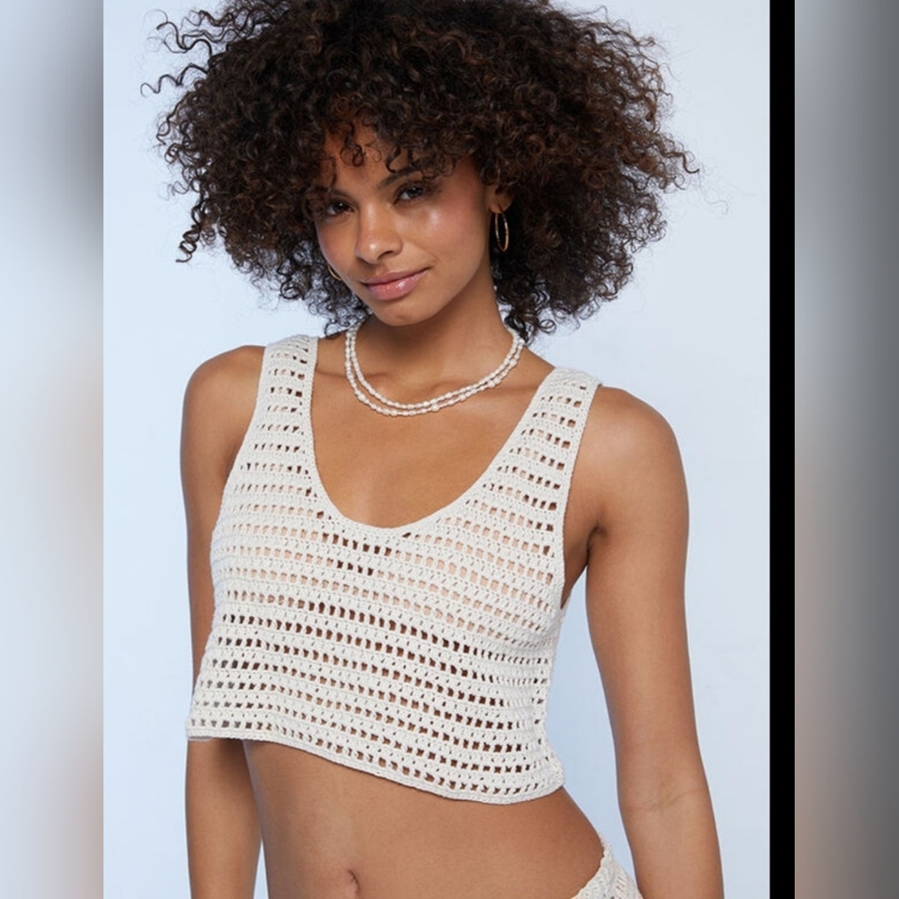 pacsun La hearts chain Crochet tank Small Size